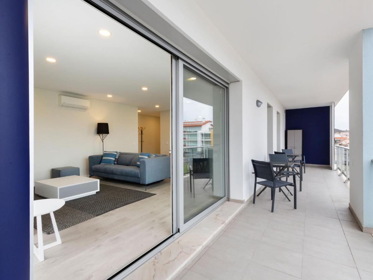 Beautiful Apartment In S O Martinho Do Porto With Balcony ساو مارتينهو دو بورتو المظهر الخارجي الصورة