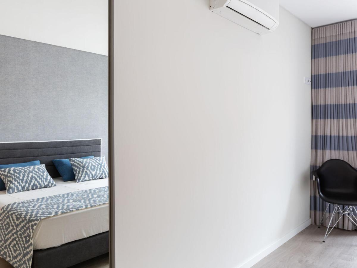 Beautiful Apartment In S O Martinho Do Porto With Balcony ساو مارتينهو دو بورتو المظهر الخارجي الصورة